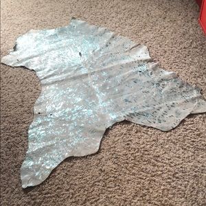 Goat hide, teal shimmer